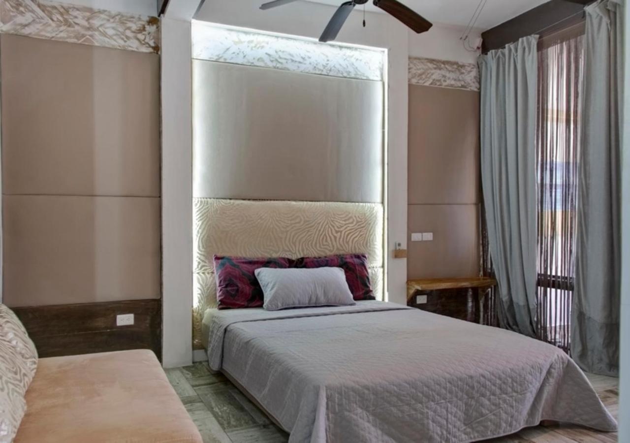 Chaykovski Boutique H ลาสแตร์เรนาส ภายนอก รูปภาพ